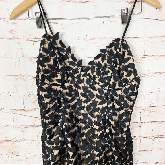 Bardot Black Flora Lace Dress Small - Picture 4 of 8
